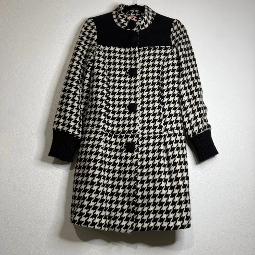 Lux Stylish Black & Cream Houndstooth Winter Coat. Sz S.